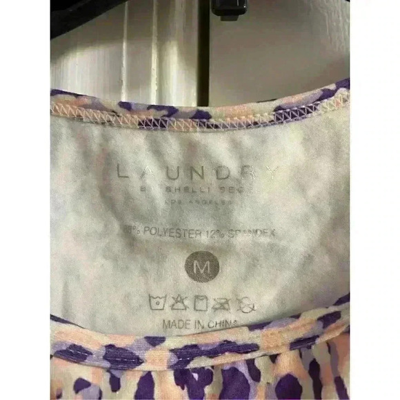 LAUNDRY BY Shelli Segal Pink/Purple Crop Sports Top With Attached Bra, Medium. - Picture 4 of 4